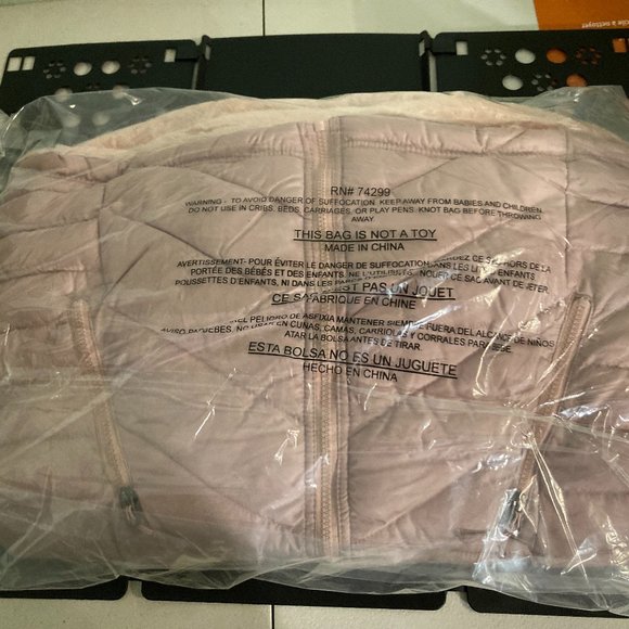 Reebok Womens Reversible Hooded Puffer Coat, Color Dusty Rose, Size Medium, NWT - Picture 14 of 16